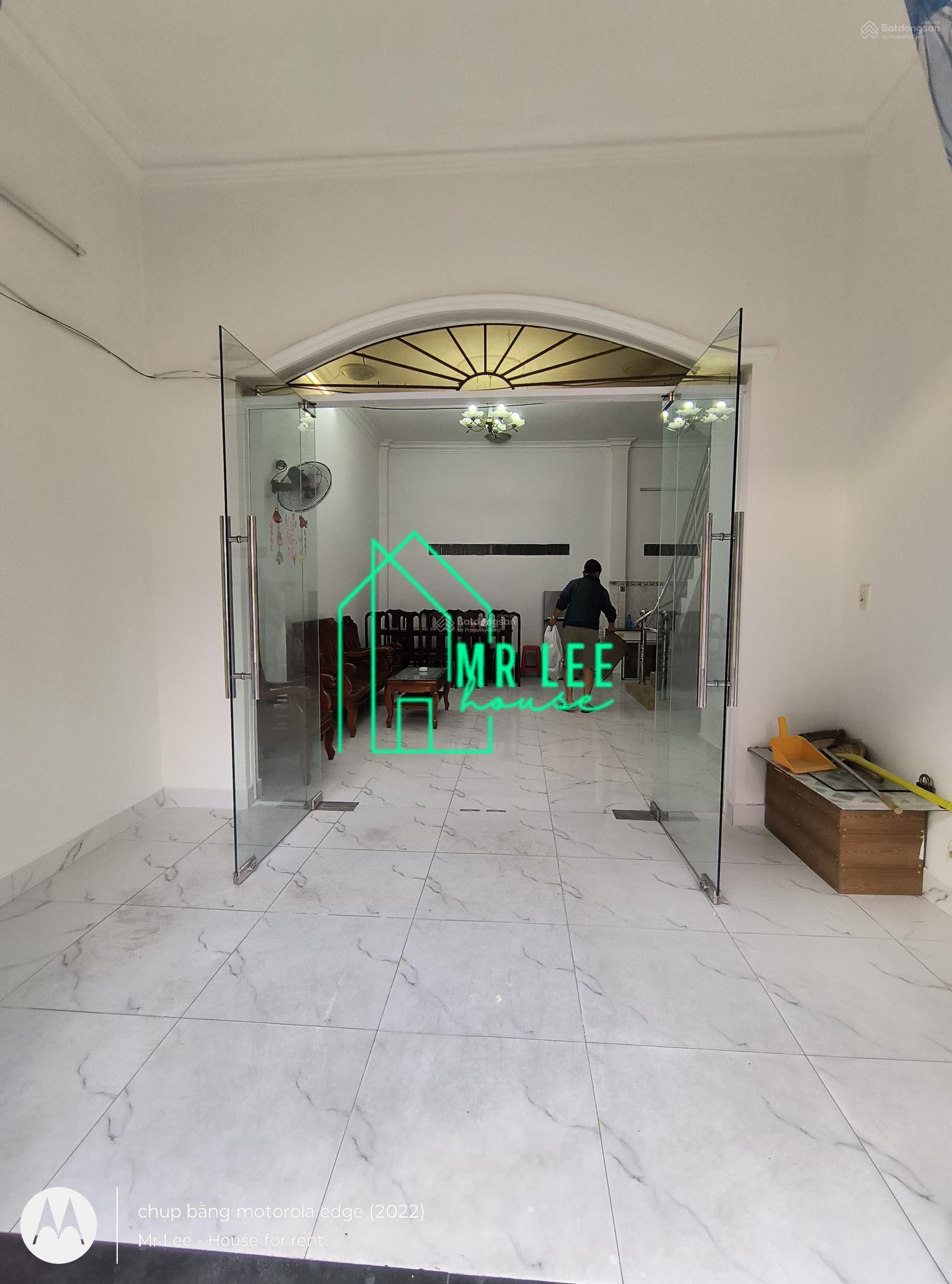 Nhà hẻm xe hơi Đỗ Nhuận, Tân Phú - 3PN, 3WC, Sân rộng - 12.5 triệu/tháng