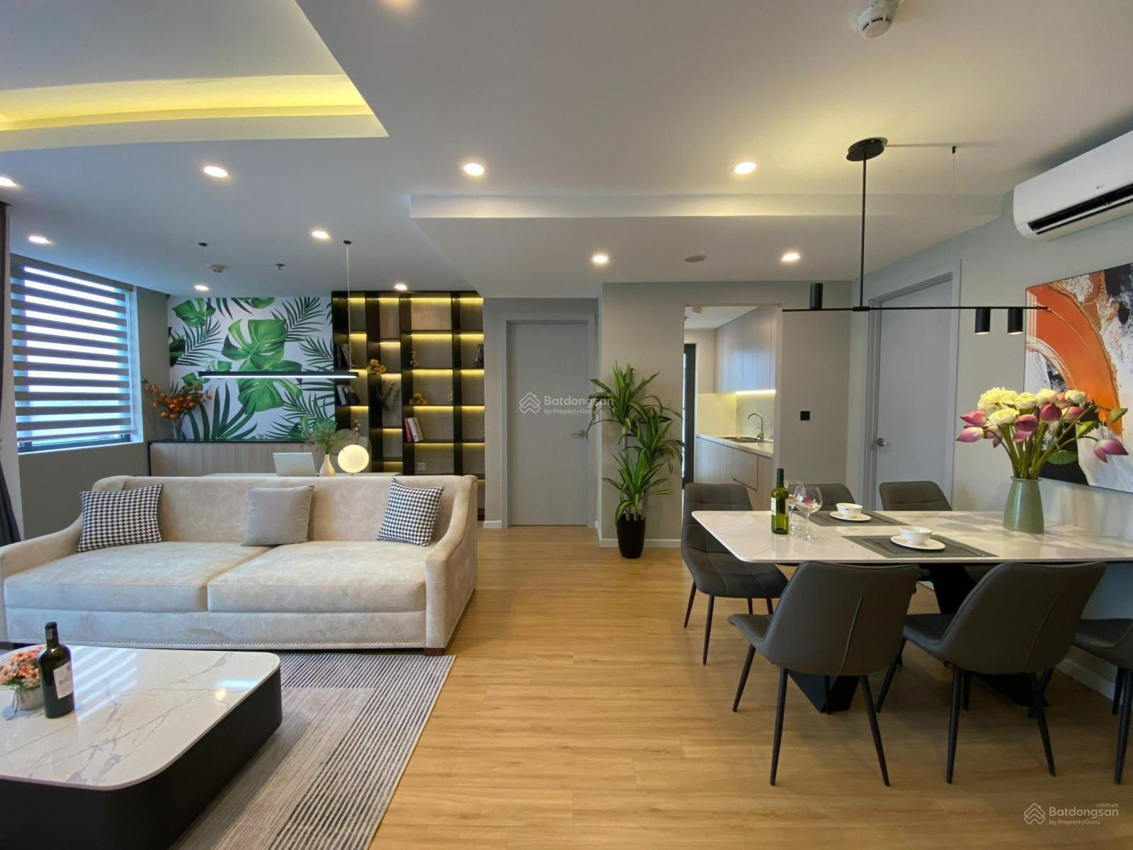 Cho thuê căn hộ Mipec Rubik 360 Xuân Thủy, 85m², Full Nội Thất, Giá Tốt 20 Triệu