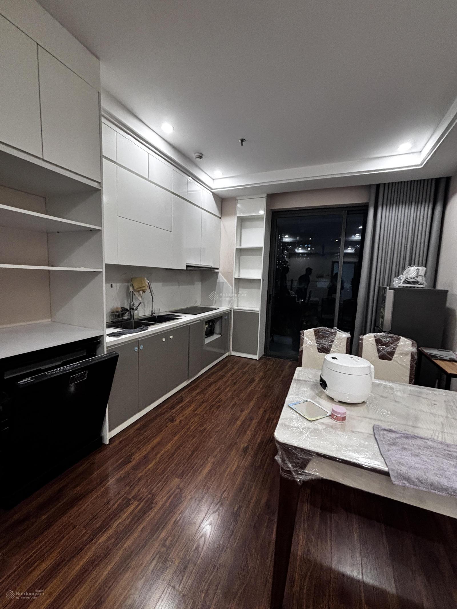 Cho thuê căn hộ 106m² Sky Central Định Công - 3PN Đủ Đồ, Giá 15 Triệu