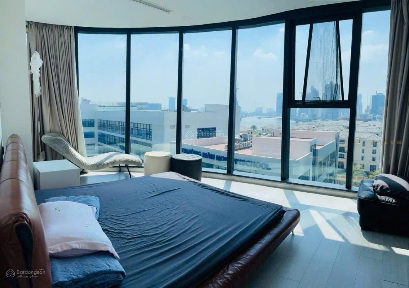 Căn hộ Vinhomes Golden River Quận 1 121m² 42Tr View Panorama Đẳng Cấp