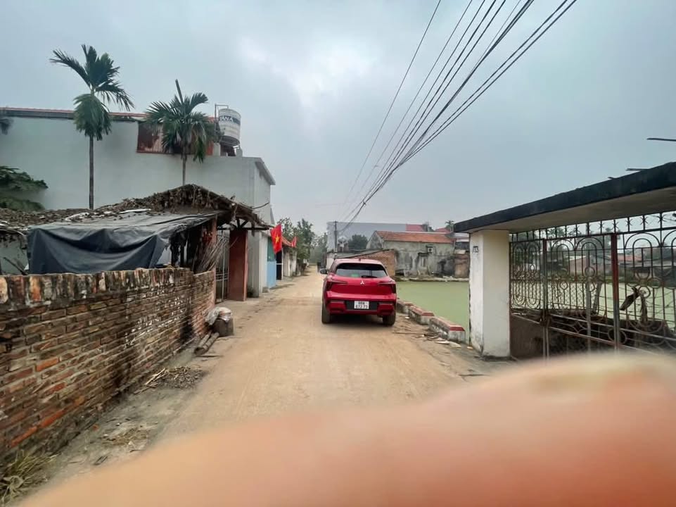 Đất nền Nguyệt Đức Yên Lạc 112m² giá 2 tỷ - Trục chính, ô tô tránh!