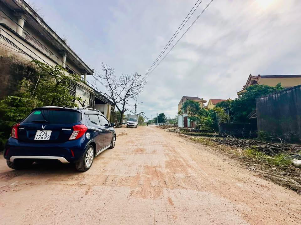 Mặt tiền Hà Văn Quan Đồng Hới 120m² - Kinh doanh đỉnh cao!