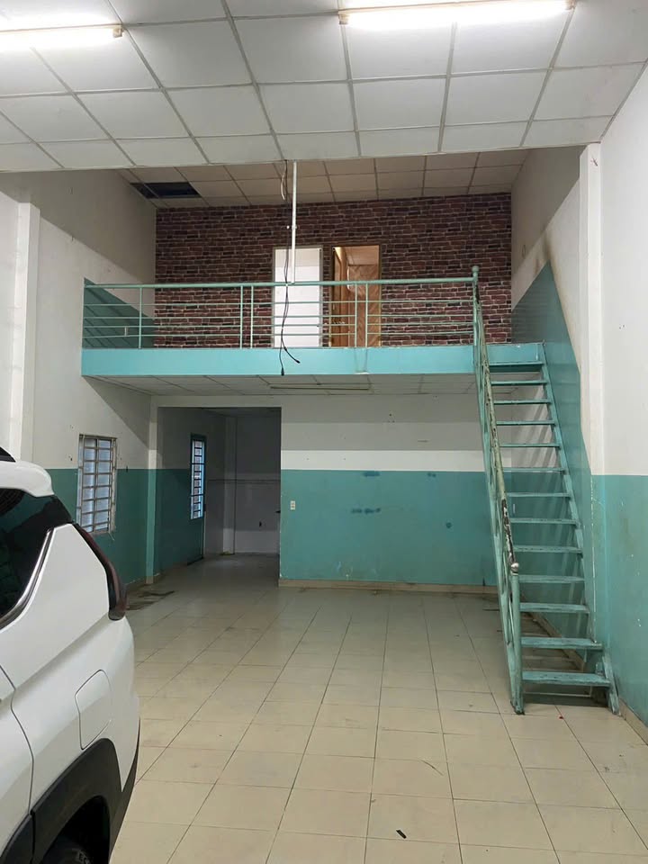 Thuê nhà góc 2 mặt tiền Tân Kỳ Tân Quý 125m² - Vị trí đắc địa!