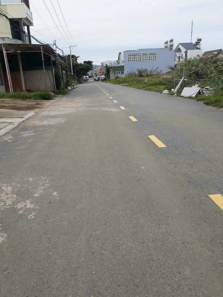 Đất Vàng Đơn Dương - 400m² Mặt Tiền Nguyễn Văn Trỗi, Thạnh Mỹ - Giá Tốt