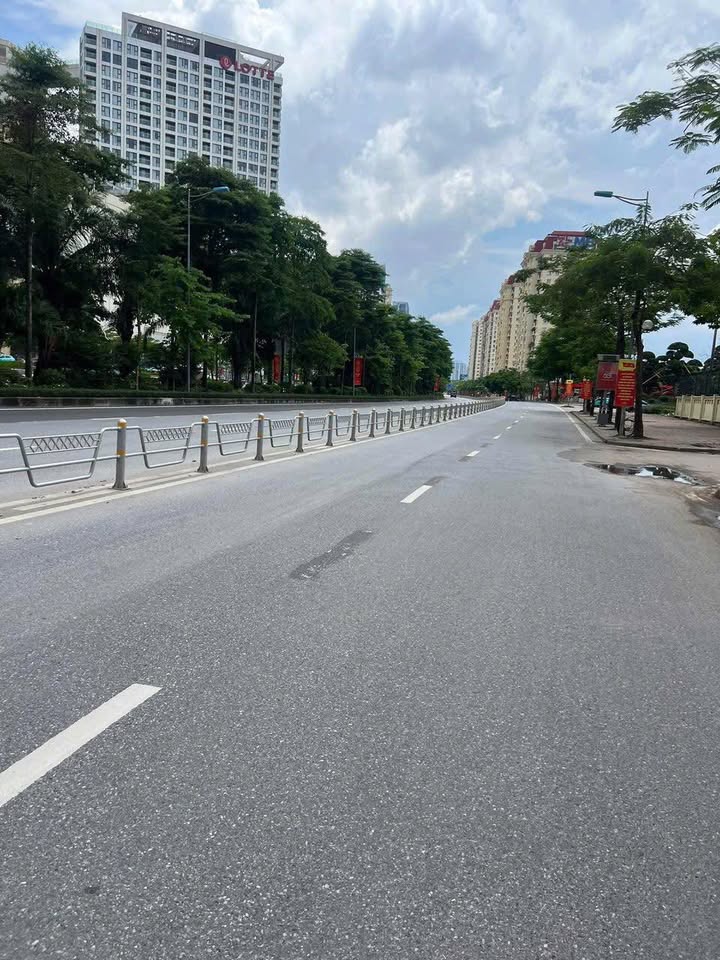 Bán gấp căn hộ 67m² CT13 Nam Thăng Long, view Hồ Tây - 6 tỷ