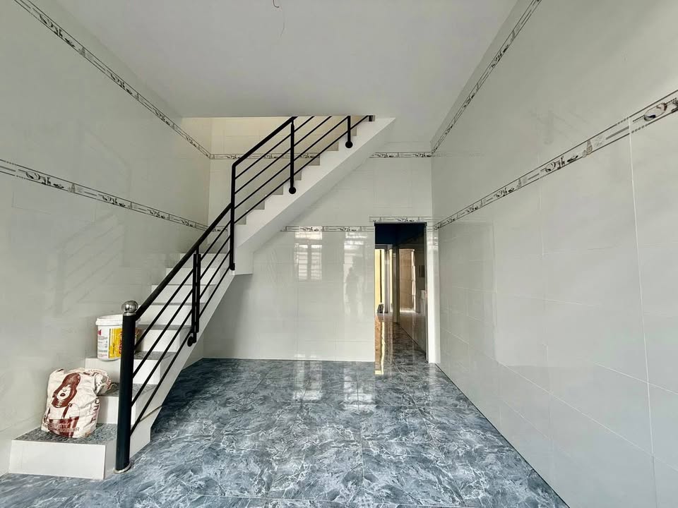 Nhà Mới 2PN Phường 6 Mỹ Tho, Ngay Lê Thị Hồng Gấm - 5 Triệu/Tháng