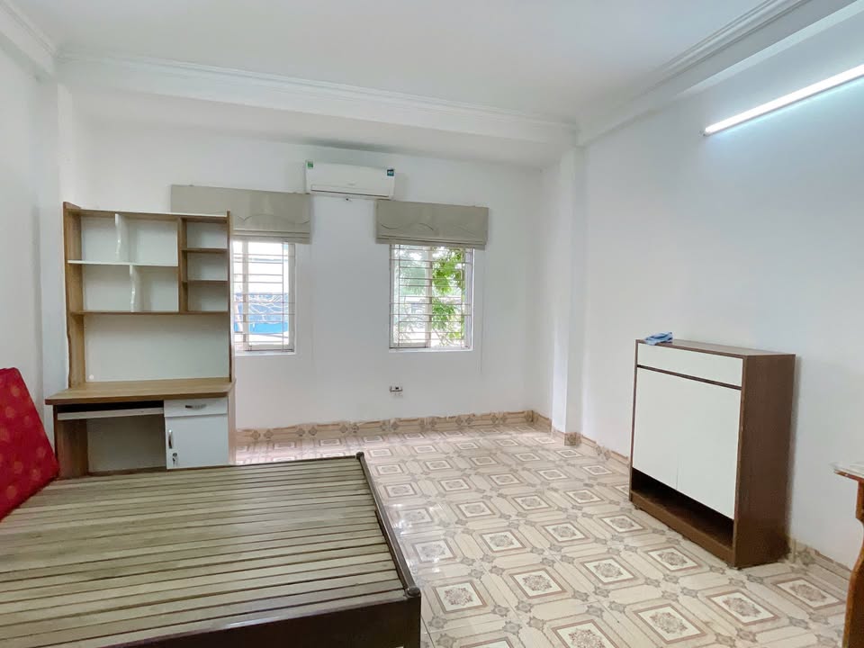 Phòng trọ Mễ Trì Hạ 30m² giá 3.2 triệu - Sẵn sàng ở ngay!
