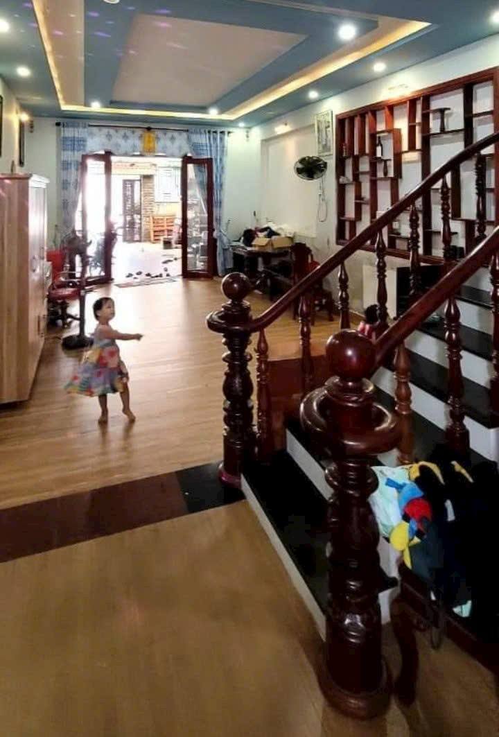 Bán nhà An Phú 20 Dĩ An 134m² giá 4.25 tỷ - Thiết kế biệt thự mái Thái