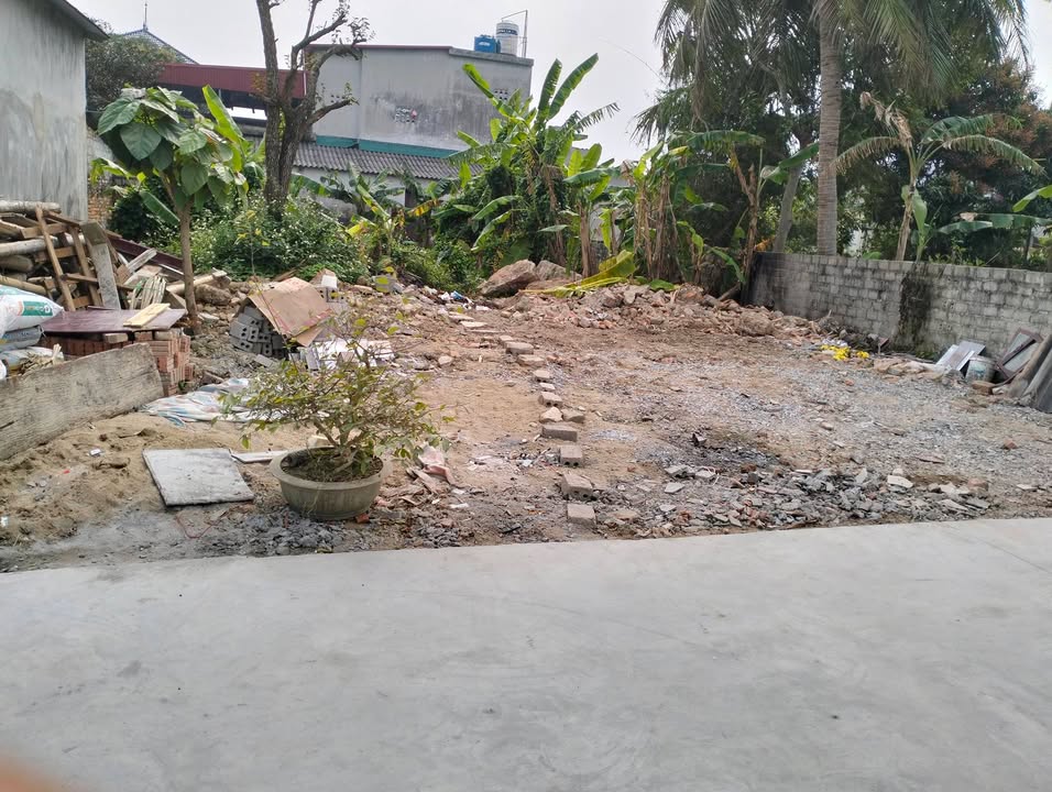 Đất nền Quảng Xương 275m² - Sổ đỏ chính chủ, giá chỉ 1 tỷ!