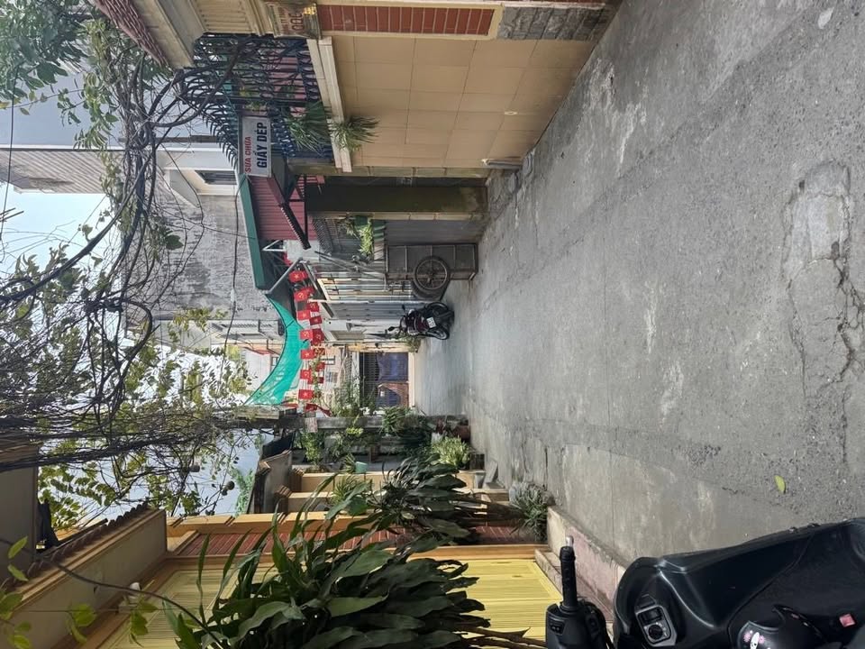 Đất nền Ngô Gia Tự Long Biên 101m² giá 16.8 tỷ - Sổ đỏ chính chủ