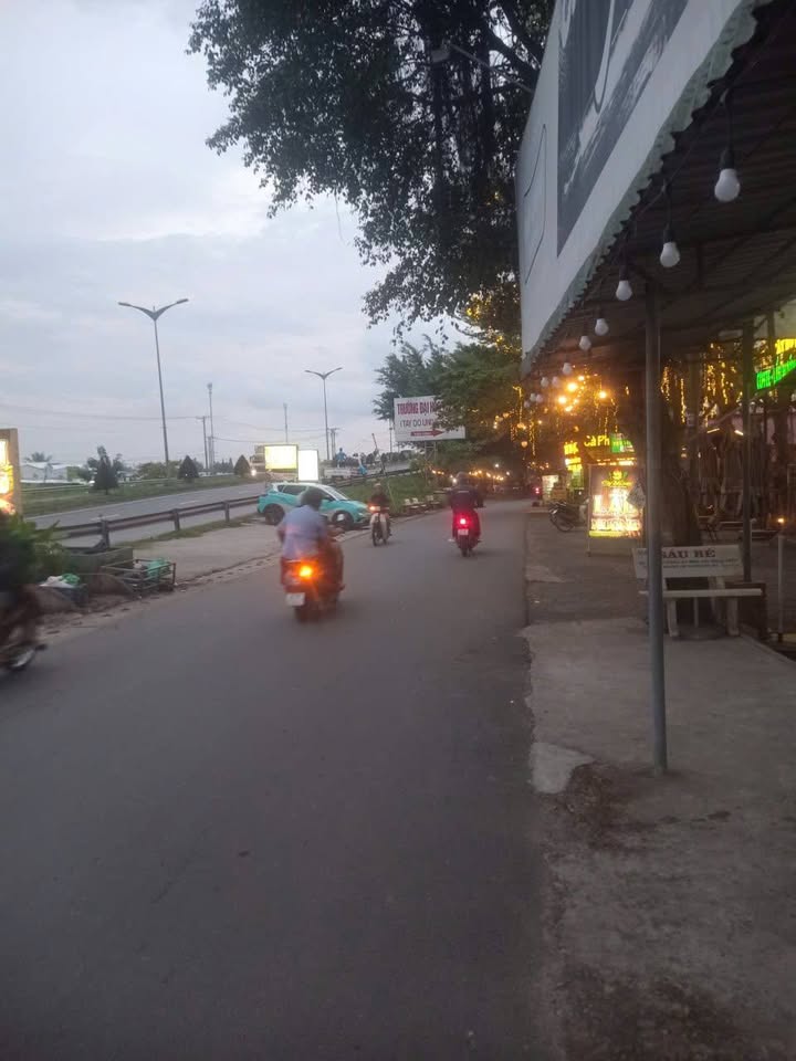 Mặt bằng Kinh doanh Sáng/Cơm Cần Thơ - Ngay Cầu Ấp Mỹ, Đại học Tây Đô