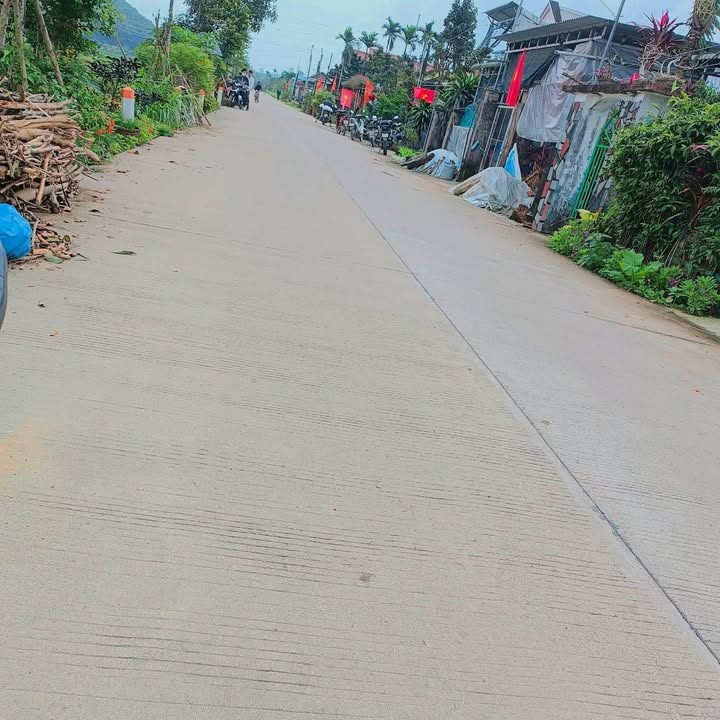 Đất Nền Trục Chính Chợ Vom-Bồ Đề Mộ Đức 150m² Sổ Đỏ - Giá 5xx Triệu