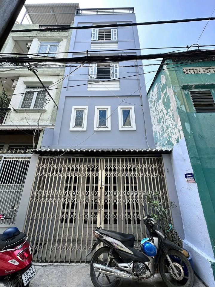 Nhà Nguyên Căn 25m² MT CMT8, Tân Bình - Giá 10 Triệu/Tháng, Sẵn Ở