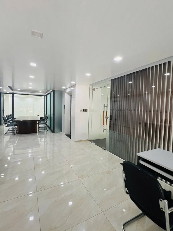 Văn phòng Phường Hoà Quý, Ngũ Hành Sơn 70m² - Sẵn sàng làm việc!