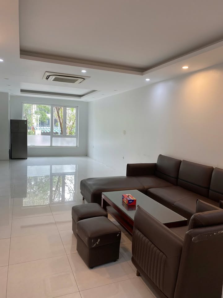 Cho thuê 3 tầng nhà phố Thủy Nguyên Ecopark - Vị trí đắc địa