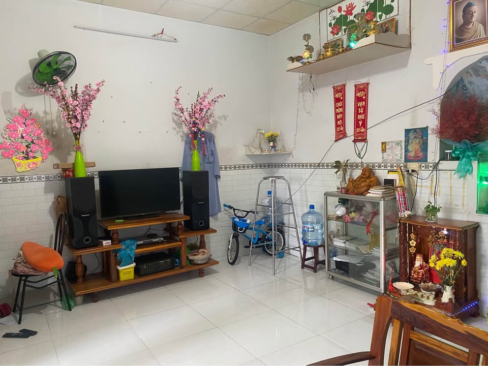 Nhà C4 Phan Thiết 75m² - Ô tô vào tận nhà, giá tốt!