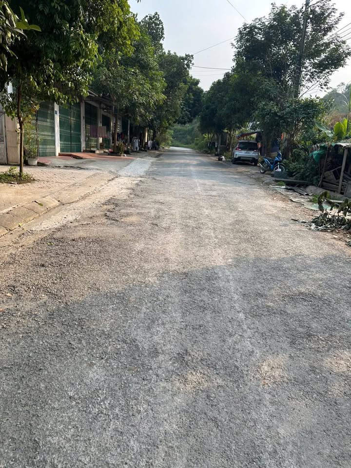 Bán đất Tổ 5 Duyên Hải, Lào Cai 90m² - Sổ đỏ chính chủ, giá 1.7 tỷ