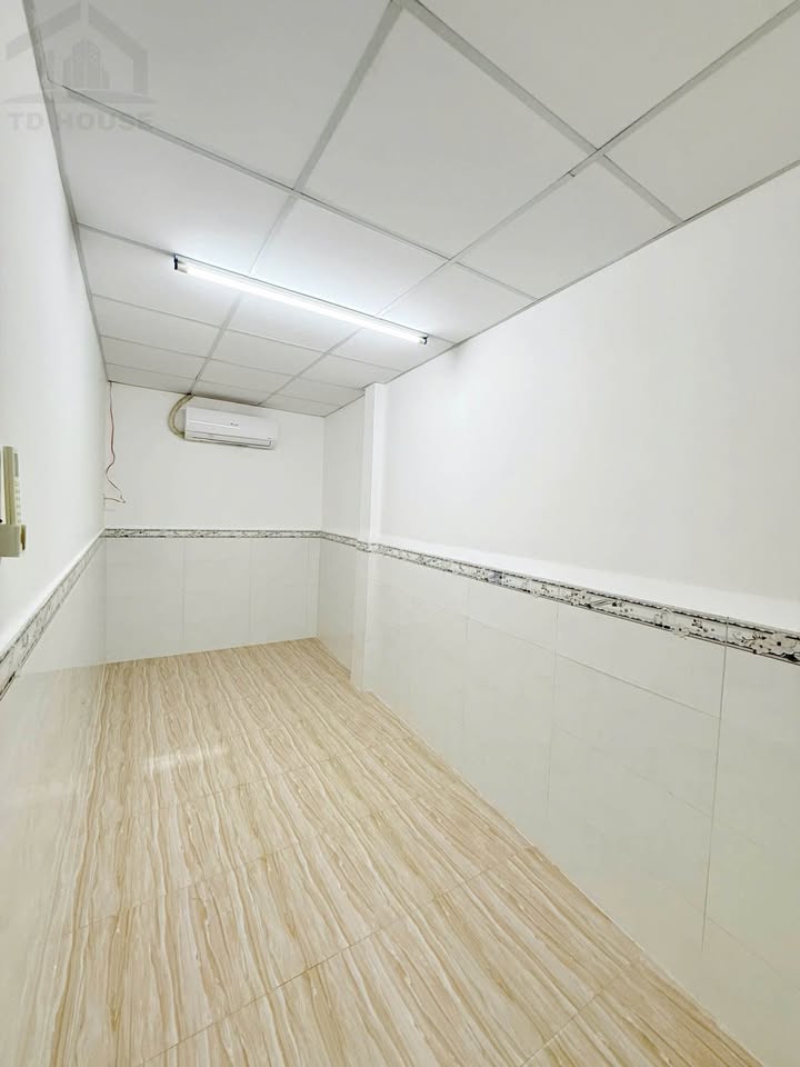 Nhà 3PN Hẻm Nguyễn Văn Cừ, Ninh Kiều, Cần Thơ - Giá Thuê 6 Triệu/Tháng