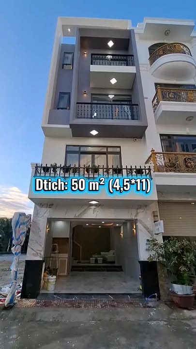 Nhà 4 Tầng Mặt Tiền K1 Phan Rang, 49.5m², Sổ Hồng Sang Tên Ngay