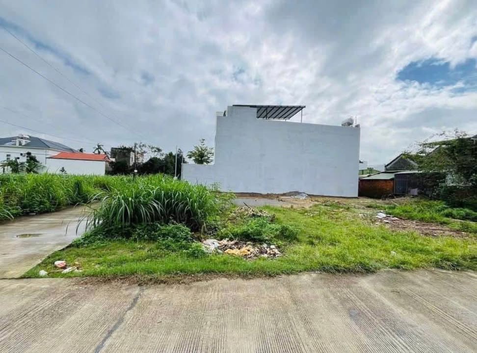 Bán Đất Lô Góc Hẻm 579 Nguyễn Công Phương, Quảng Ngãi - 110m² Giá Tốt