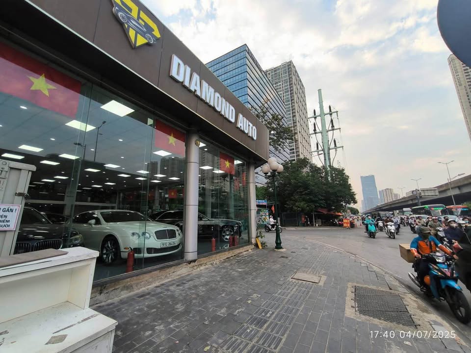 Bán nhà mặt phố Khuất Duy Tiến 78m² - Lô góc mặt tiền 17m cực hiếm