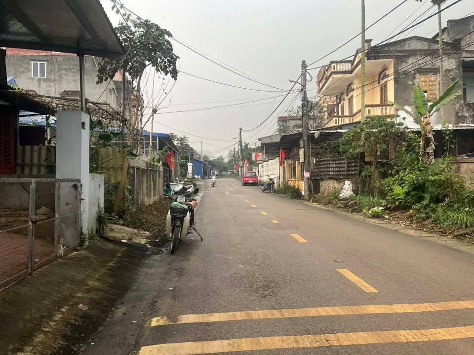 Đất Mặt Đường Nhựa Định Hóa 150m² - Có Nhà Sẵn, Kinh Doanh/Đầu Tư Tốt