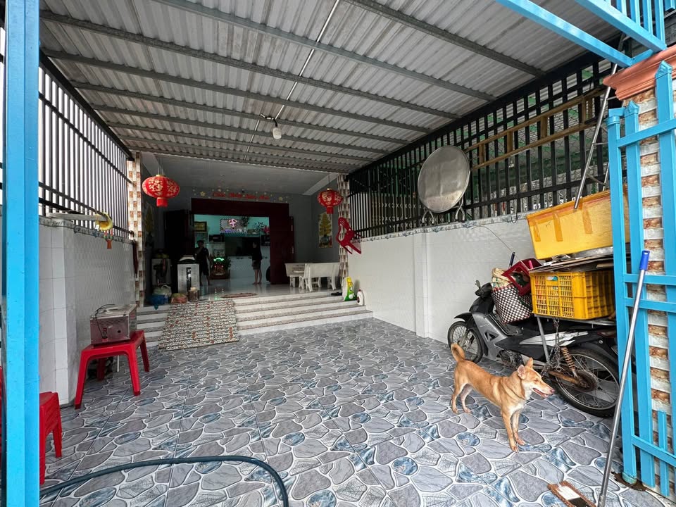 Nhà riêng Chợ Gạo 141m² giá 1.25 tỷ - Sổ hồng, ô tô vào tận nơi!