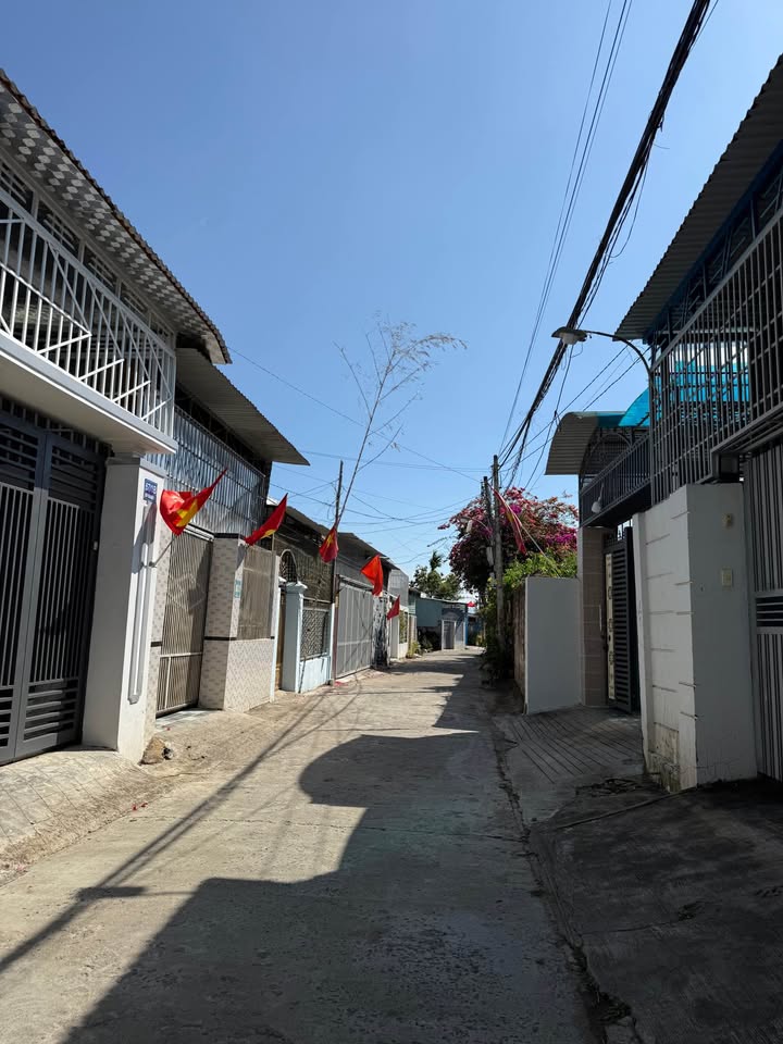 Đất Thổ Cư Kon Tum 135m² - Hẻm Trường Chinh, Hướng Nam Giá Tốt