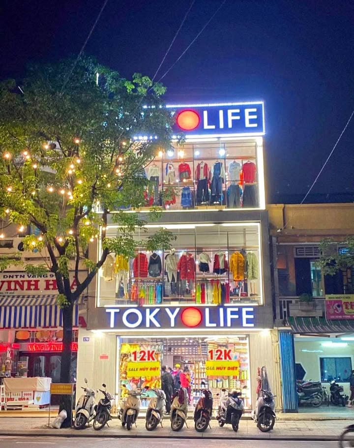 Nhà Phố Hùng Vương, Huế 95m² - Mặt tiền kinh doanh đắc địa!