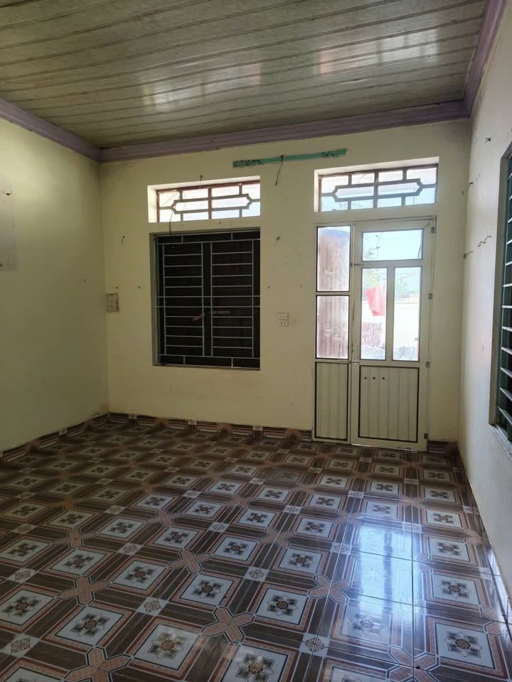 Nhà C4 126m² Quảng Tâm, Thanh Hóa - Ô tô vào nhà, gần chợ Môi