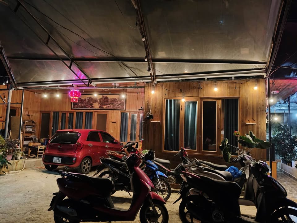 Bán nhà gỗ Phường 7 Đà Lạt 150m² giá 1.8 tỷ - Sẵn sàng ở ngay!