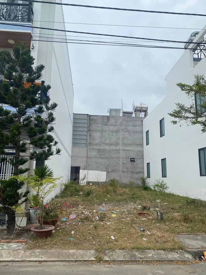 Đất nền Lagi Pearl La Gi 81m² - Sổ đỏ chính chủ, tiềm năng tăng giá!