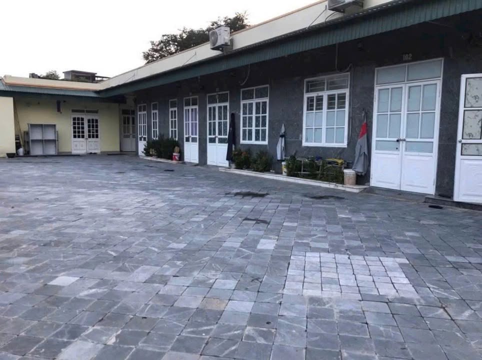 Cho thuê nhà nguyên căn Phường Đông Vệ - Ô tô vào tận nhà - Giá 2.5 triệu