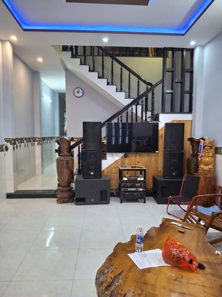 Nhà 2 Tầng Kiệt Oto 80m² Mỹ An, Đà Nẵng - Giá 5 Tỷ