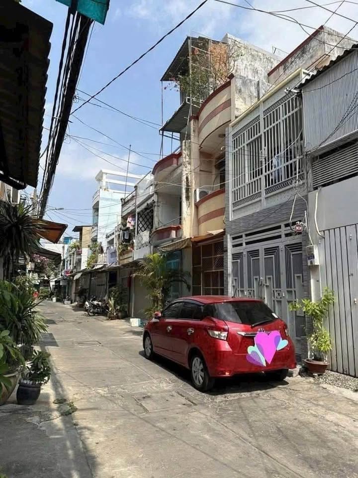 Bán nhà Bình Chánh 100m² giá 715 triệu - Ô tô vào tận nhà!