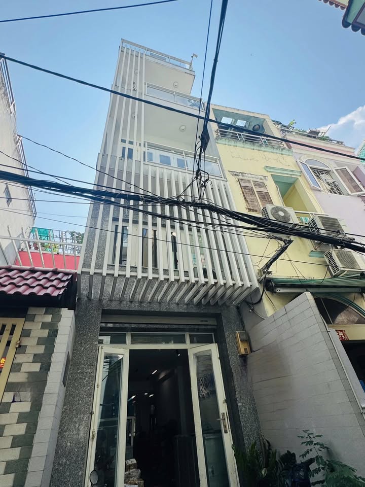 Nhà 5 Tầng Nguyễn Duy Dương Q10 - 83m² - Thỏa thuận