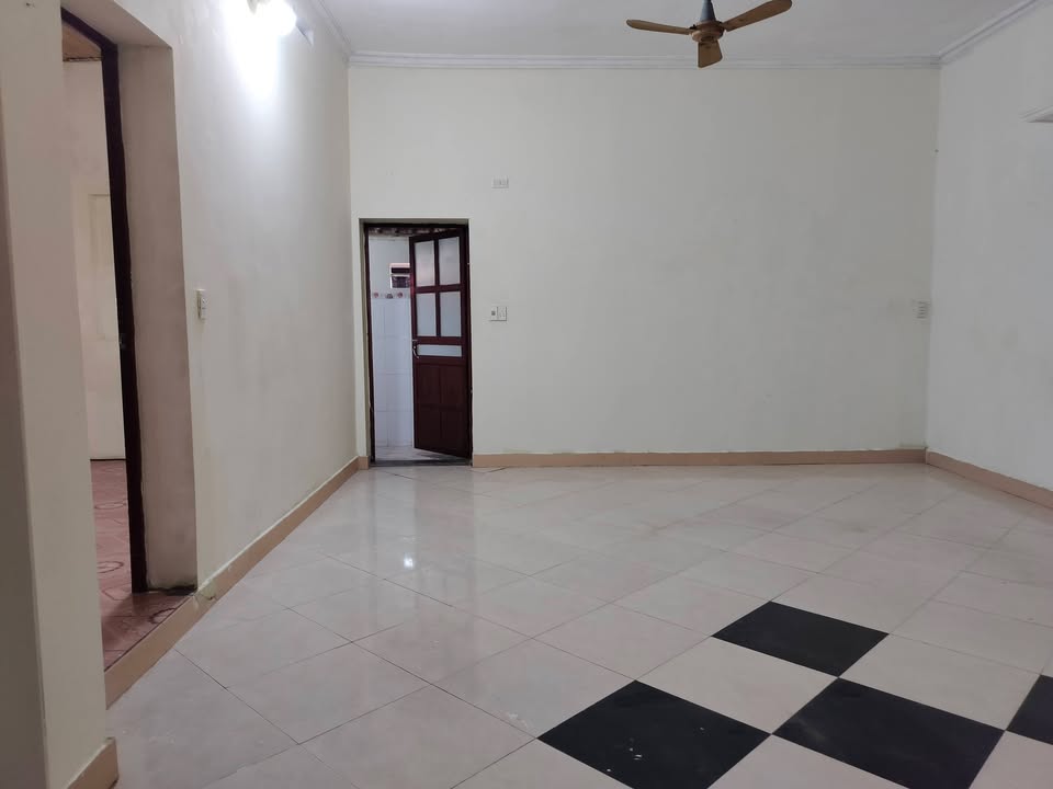 Cho thuê nhà cấp 4 Phổ Yên, Thái Nguyên - Sân rộng ô tô, giá 2.5 triệu/tháng