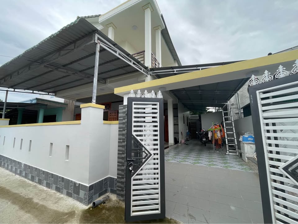 Nhà 2 Tầng 188m² Ba Ngòi, Cam Ranh - Sẵn Sàng Vào Ở Ngay