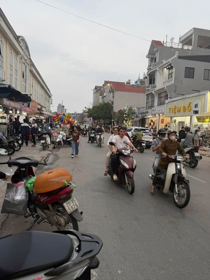 Cho thuê kiot kinh doanh mặt tiền 6m Chợ Giầu Từ Sơn - Giá tốt