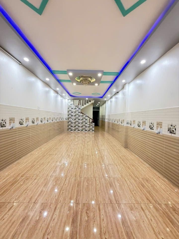 Nhà phố mặt tiền 30/4 TP Sóc Trăng 80m² - Vị trí vàng kinh doanh đắc địa!