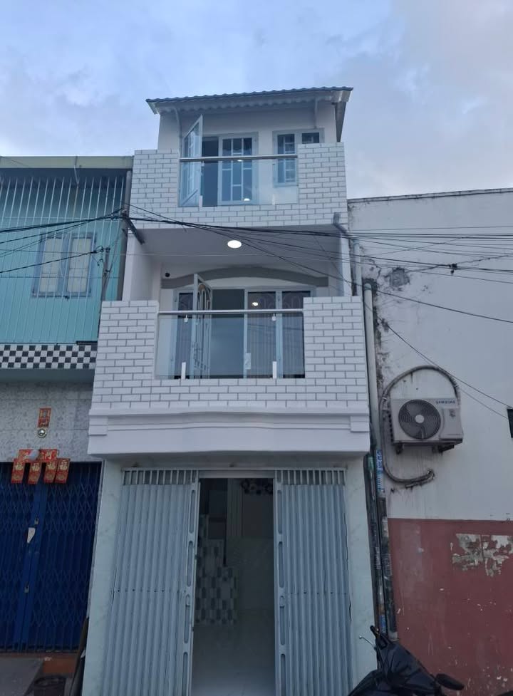 Nhà Hẻm Xe Hơi Tân Hòa Đông Q6 - 24m², 3 Tầng, Sổ Hồng