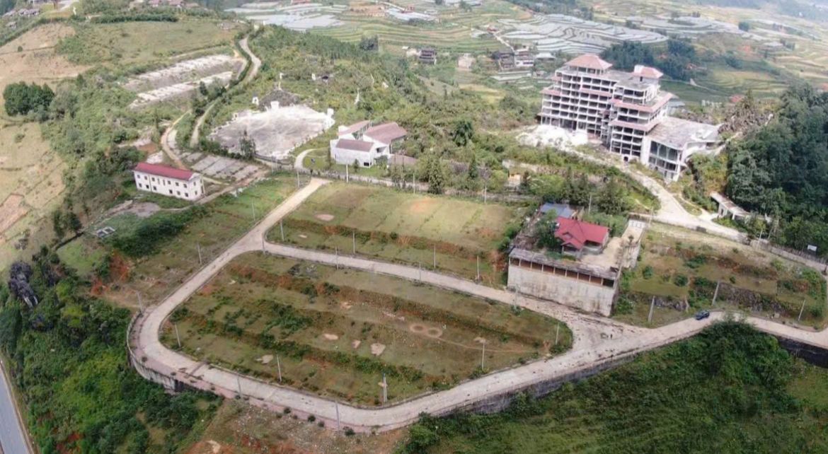 Bán đất Sa Pa 150m² giá 2.43 tỷ - Sổ đỏ chính chủ thổ cư 100%