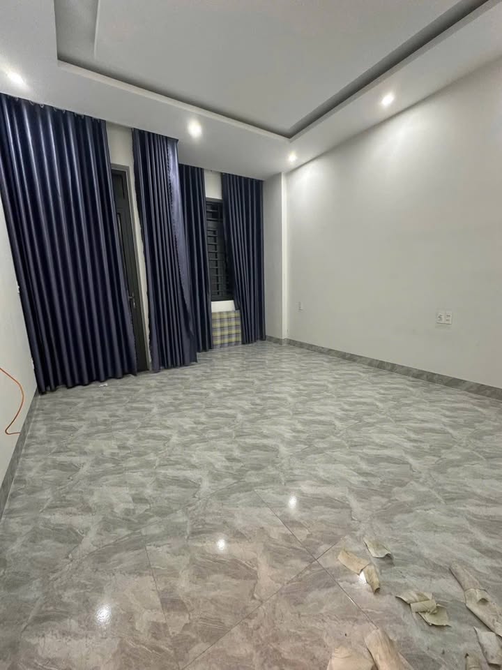 Nhà 3 Tầng Mặt Tiền Võ Duy Ninh, Sơn Trà - Kinh Doanh Đỉnh Cao, Gần Biển