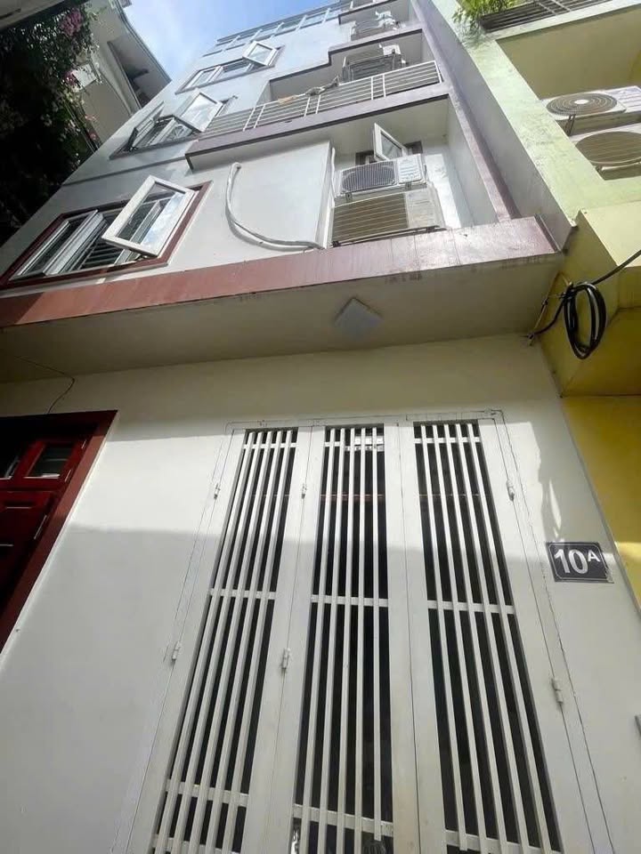 Bán nhà 5 tầng Trần Thái Tông, Cầu Giấy - 44m², Dòng tiền 40tr/th