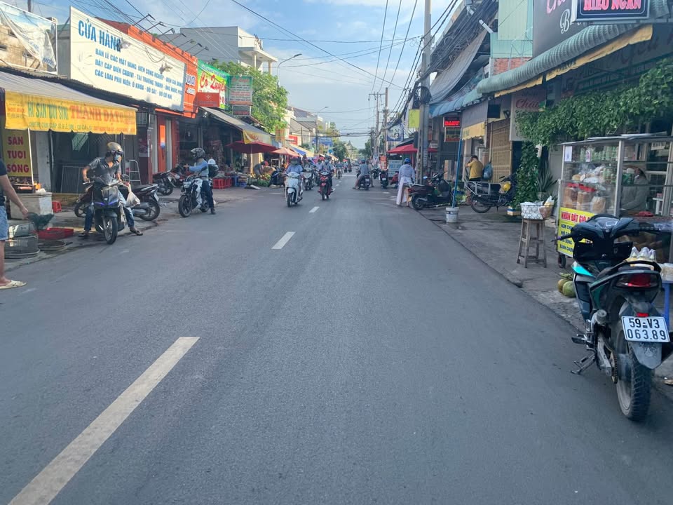 Nhà 2 Lầu Mặt Tiền Chợ Lý Văn Sâm, Biên Hòa - 116m², Giá 7 Tỷ