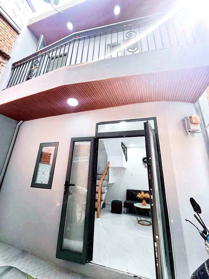 Bán nhà Tân Phú 42m² sàn giá 2.48 tỷ - Sổ hồng riêng ở ngay!