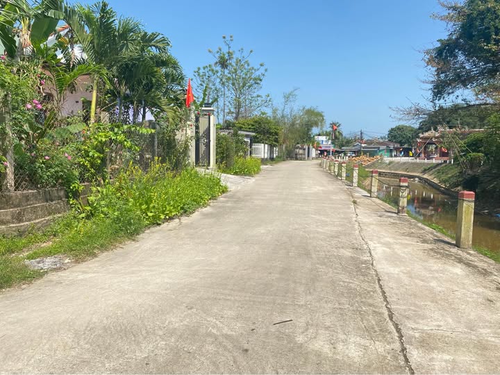 Đất Hương Chữ 104.5m² giá 750 triệu - Đường ô tô, sổ đỏ sẵn!