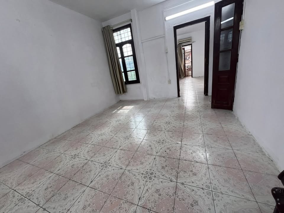 Bán căn hộ Thanh Xuân 58m² giá 3.38 tỷ - Vị trí đẹp, ô tô đỗ cửa!