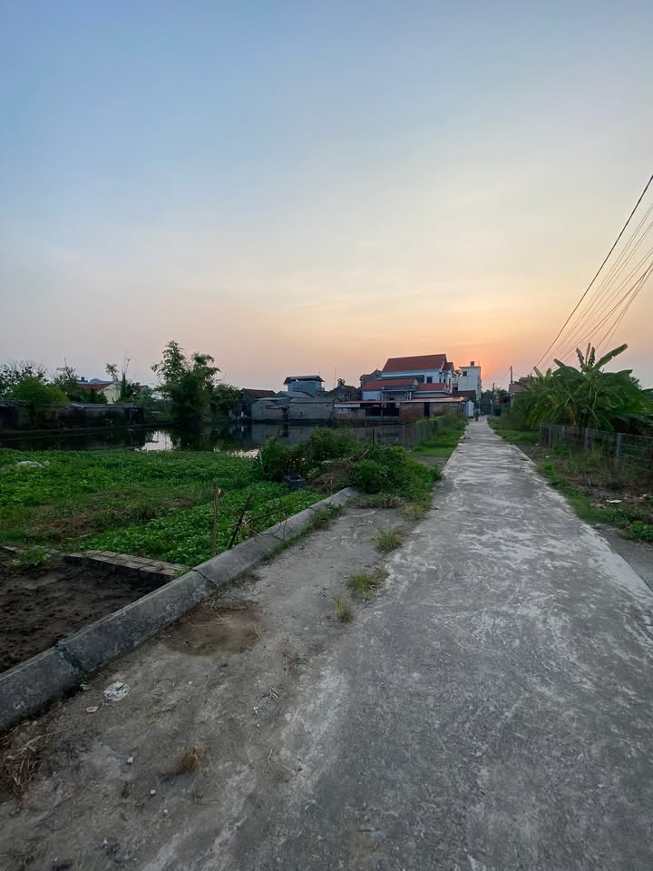 Đất nền Kẻ Sặt 77m² - Sổ đỏ chính chủ, đường ô tô vào tận nơi!