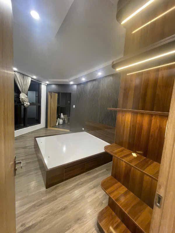 Bán Căn Hộ Ellipse Tower Trần Phú 109m² 3PN - Giá 6.15 Tỷ